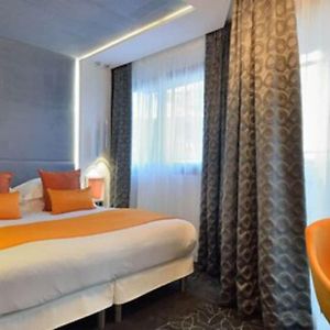 Camera classica con letto queen size